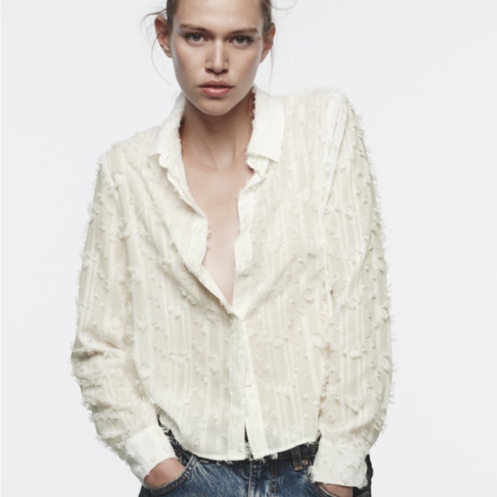 CLOSET CLEAR OUT! Offers welcome! Zara Textured Button Up